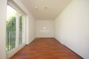 Kinderzimmer/Büro 2