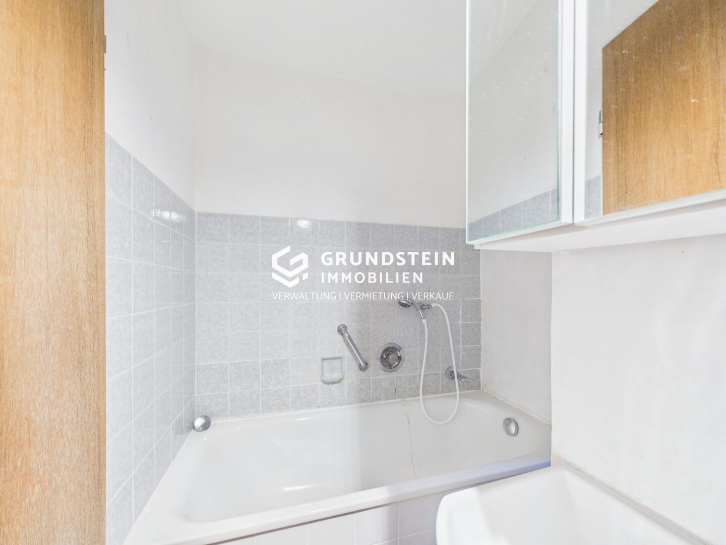 Modernes Badezimmer