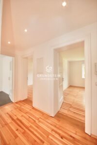 Helle Wohnung mit Parkett