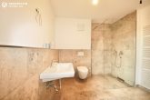 Exklusive 2-Zimmer Wohnung mit atemberaubender Bergkulisse - Badezimmer