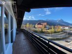 City-Appartement mit Panoramablick! 2-Zimmer-Dachgeschosswohnung + Hobbyraum - Ausblick Balkon